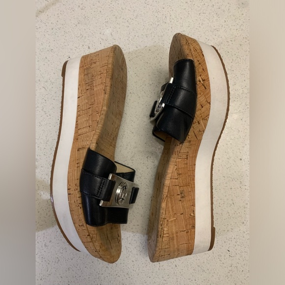 SOLD! MICHEAL Michael Kors Warren Black Platform Wedge Casual Slides Sandals 7 - Picture 5 of 7